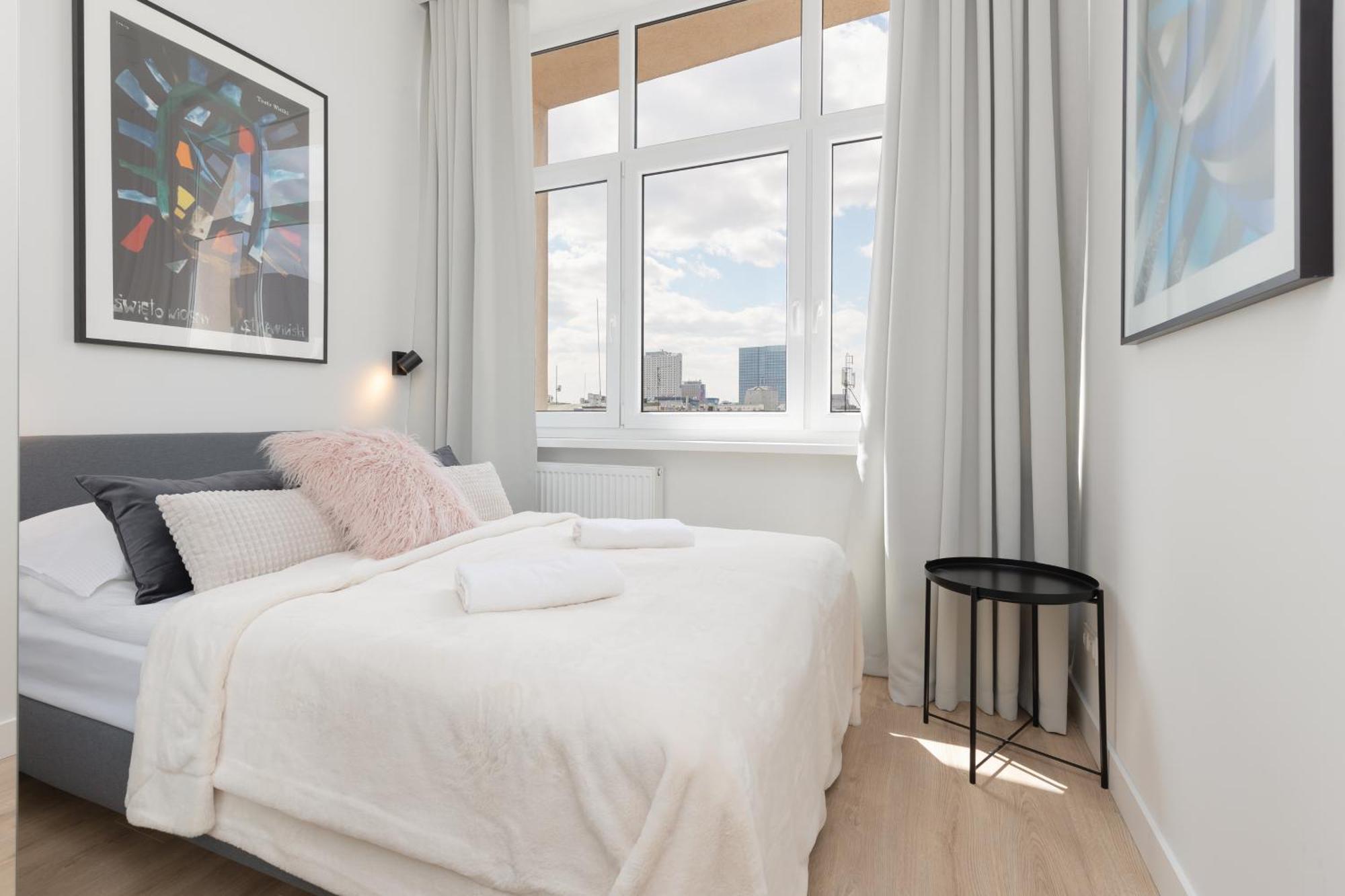 City Panorama Spacious Apartment By Renters Prestige Варшава Екстериор снимка